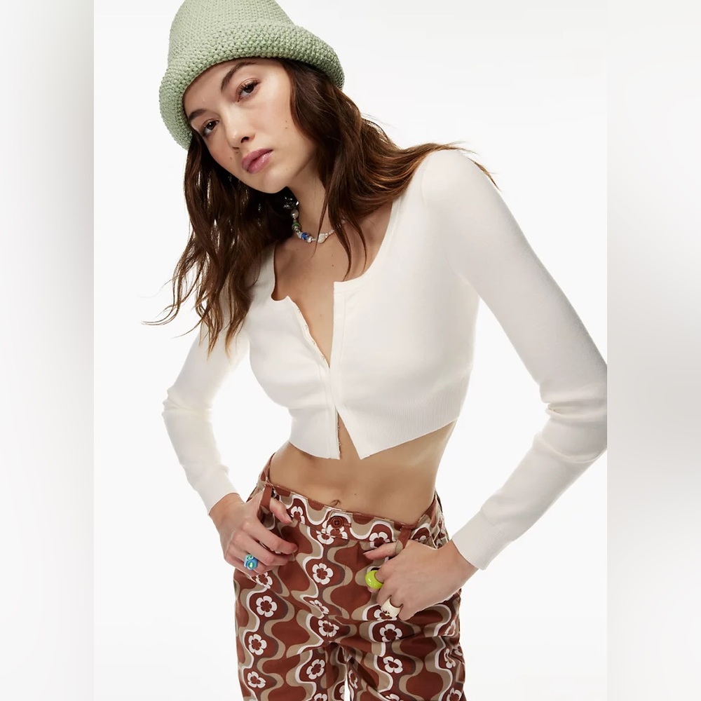 NEVER WORN Aritzia Sunday Best Altamont Cardigan, Medium - White / Cream